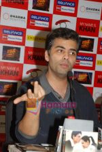 Karan Johar launches My Name is Khan DVD in Crossword, Juhu on 21st April 2010 (22).JPG
